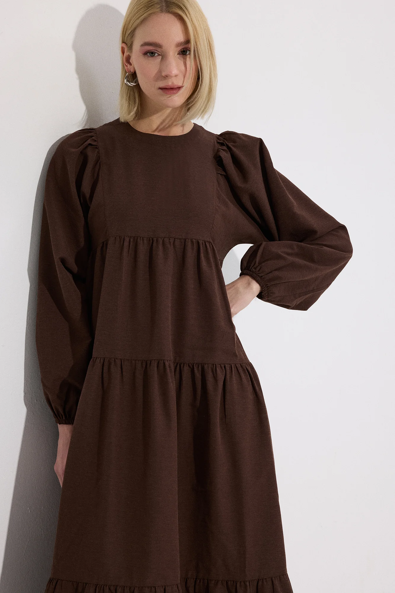CREW NECK LINEN DRESS - Image 3