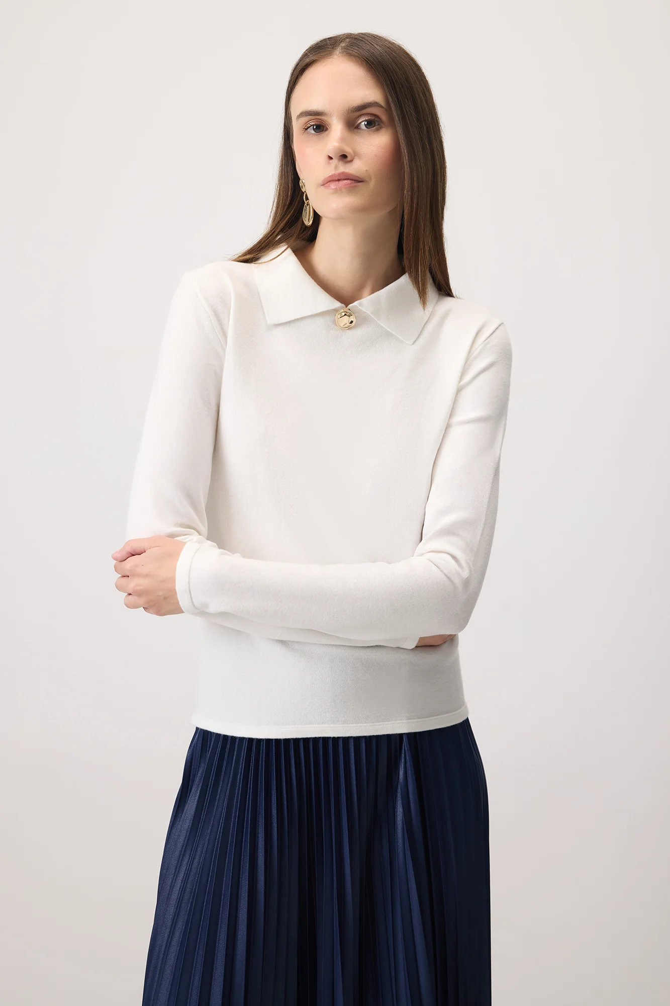 BROOCHED KNIT BLOUSE - Image 4