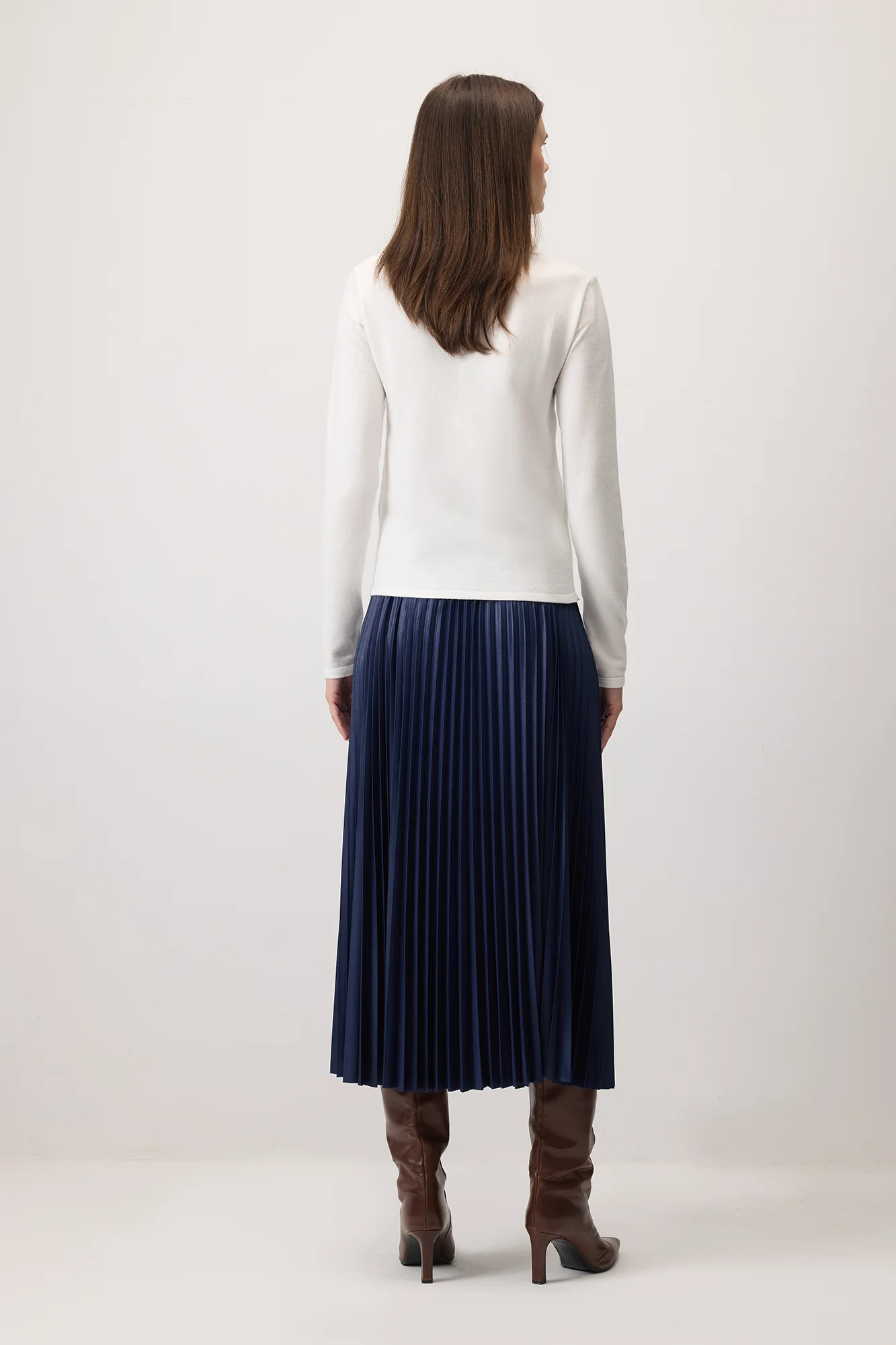 BROOCHED KNIT BLOUSE - Image 6