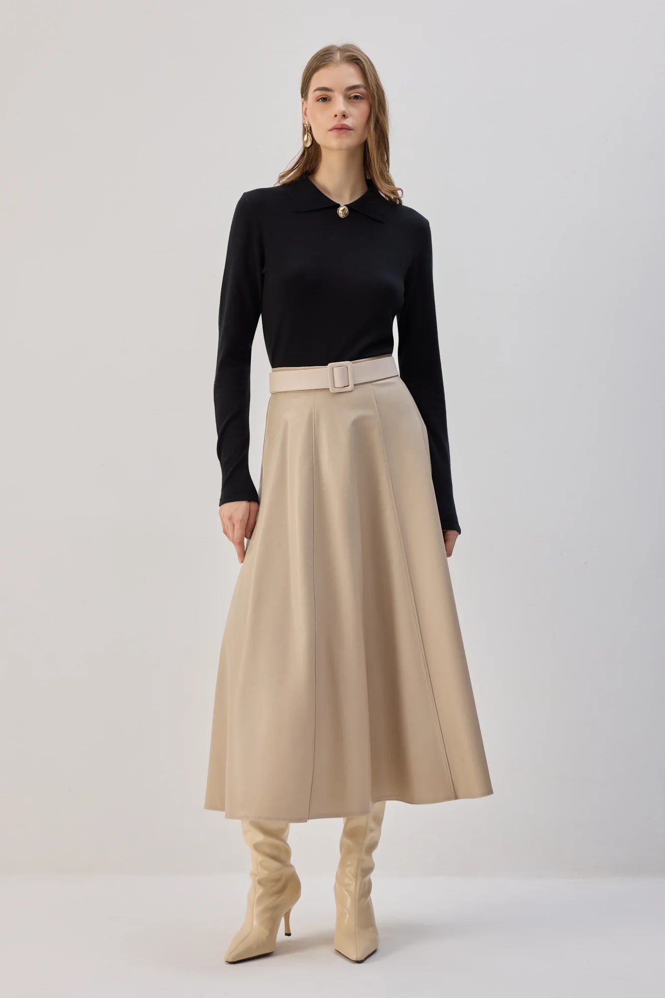 BROOCHED KNIT BLOUSE - Image 3