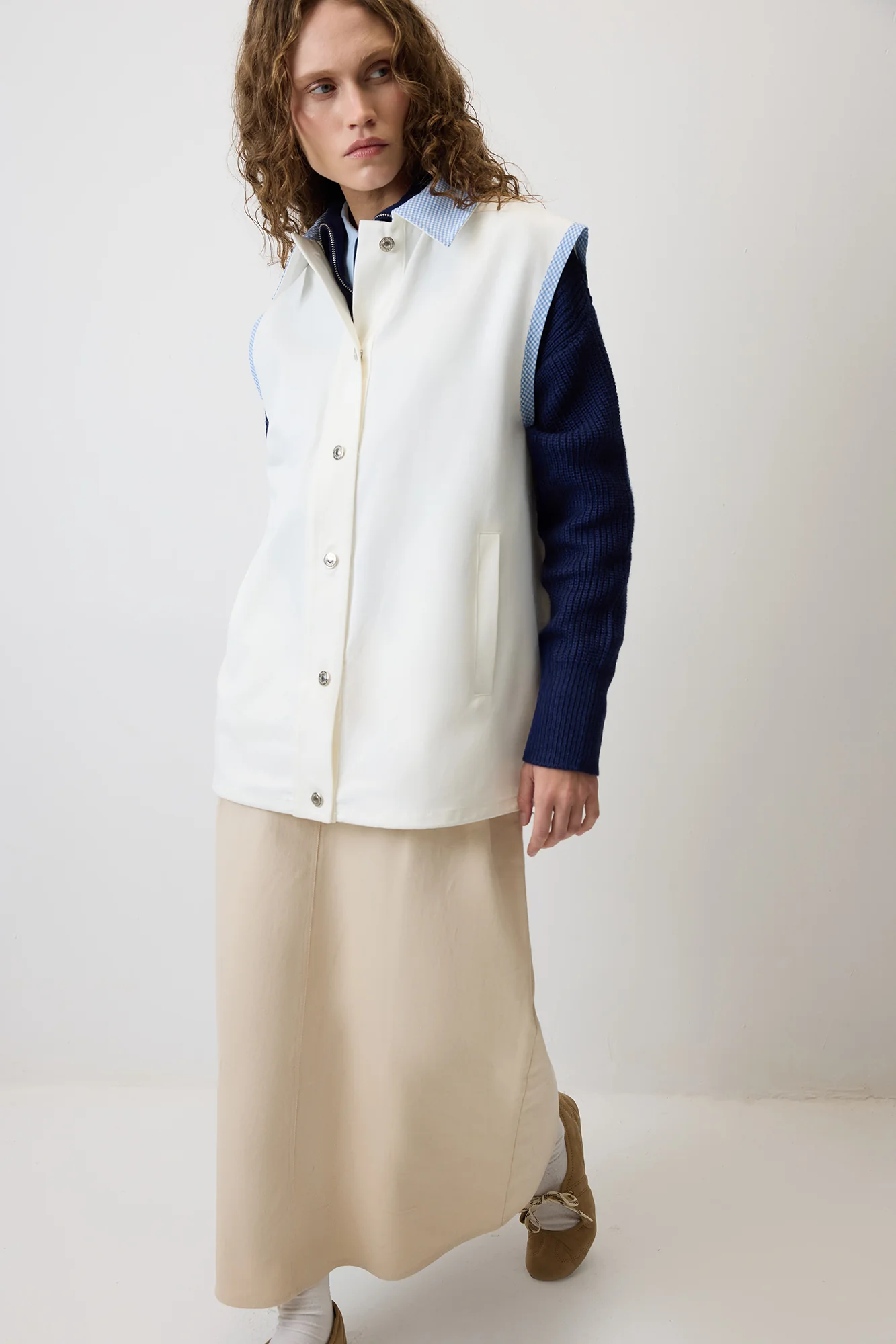 GATHERED GABARDINE VEST - Image 2