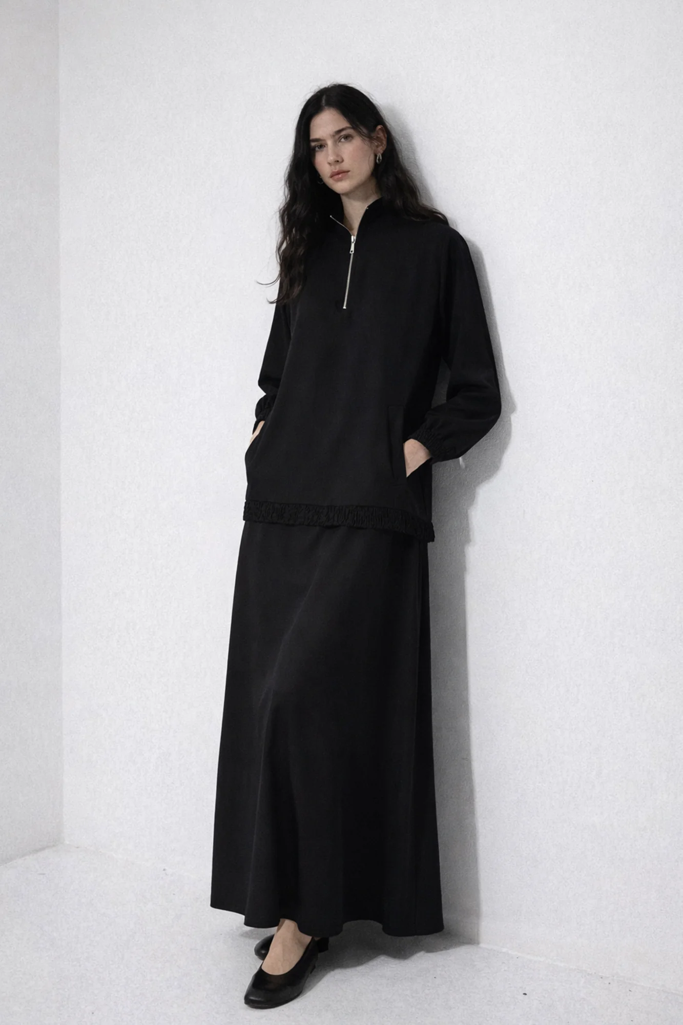 DRESS WITH POCKETS AND ZIPPER