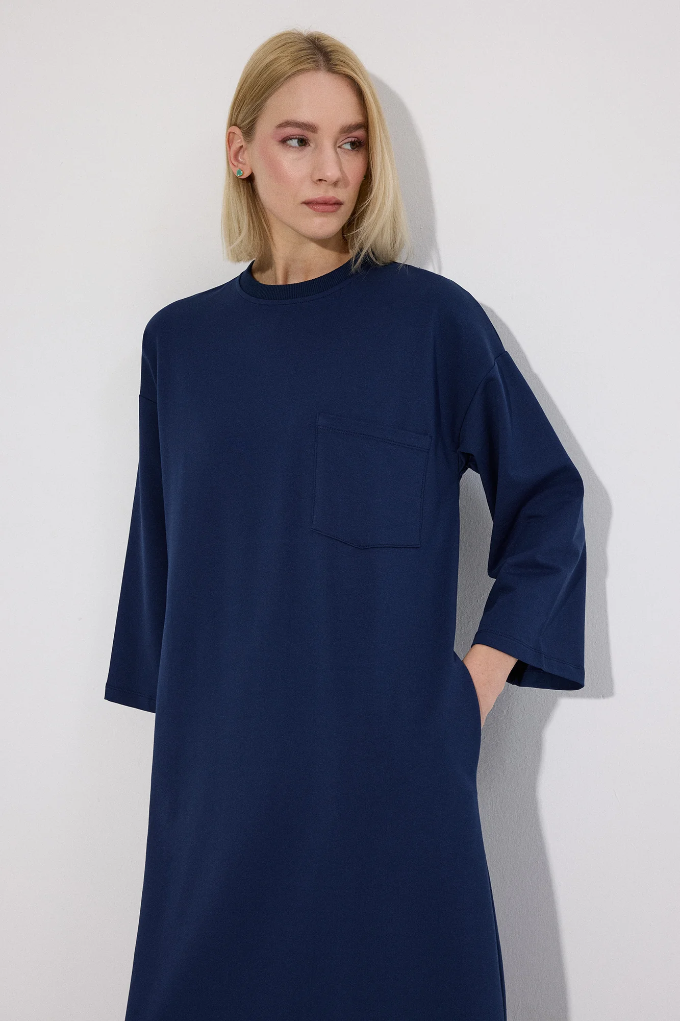 KNIT DRESS WITH POCKET - Image 3
