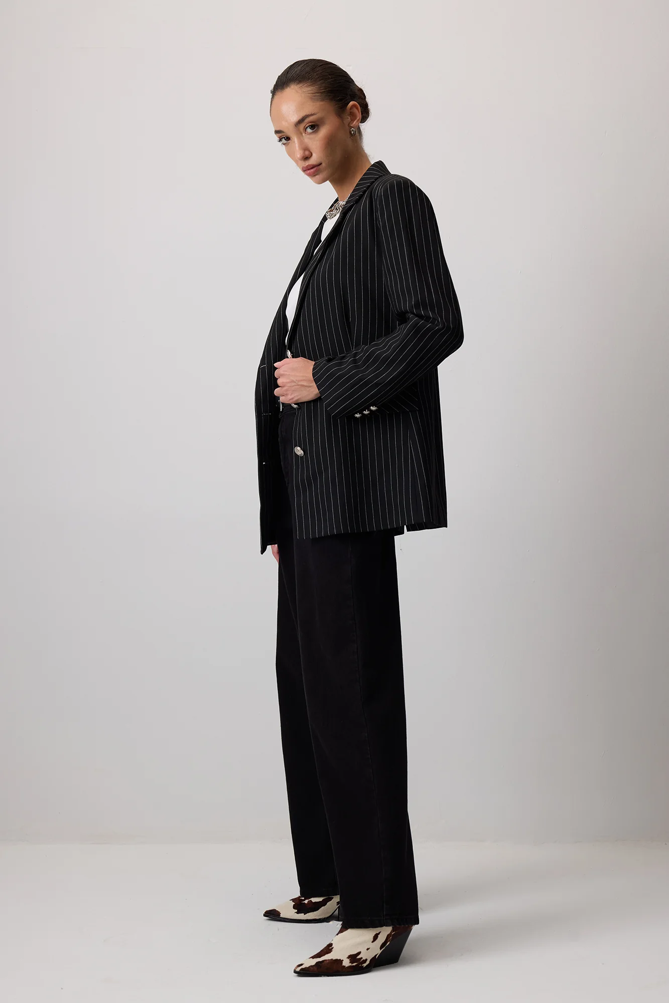 STRIPED BLAZER JACKET - Image 6