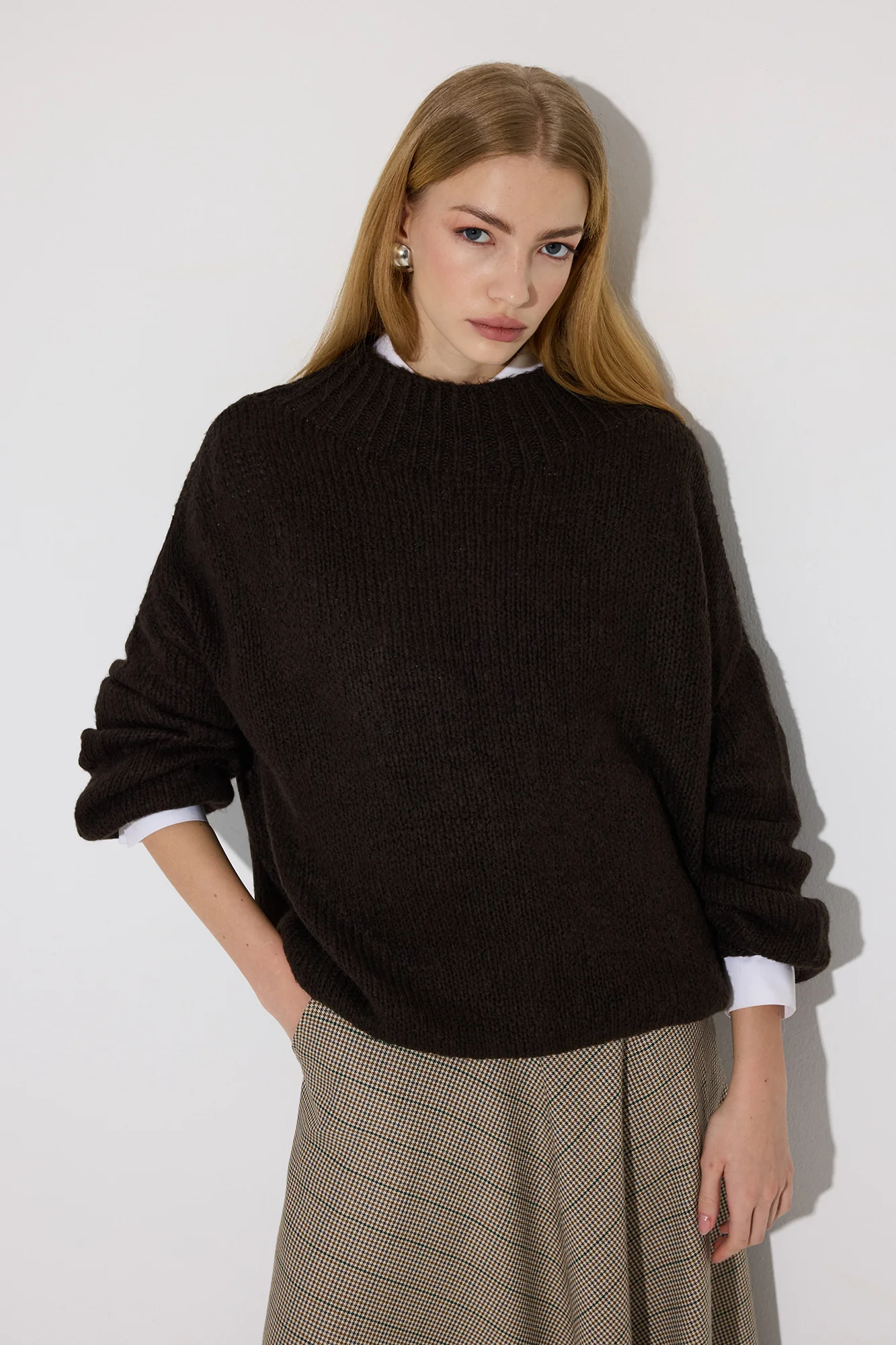 BALLOON SLEEVE KNITTED SWEATER