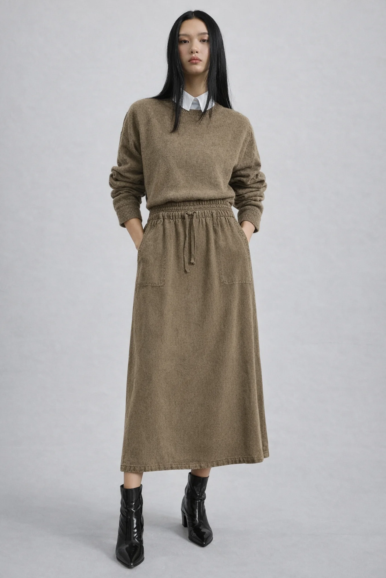ELASTIC WAIST SKIRT WITH POCKETS