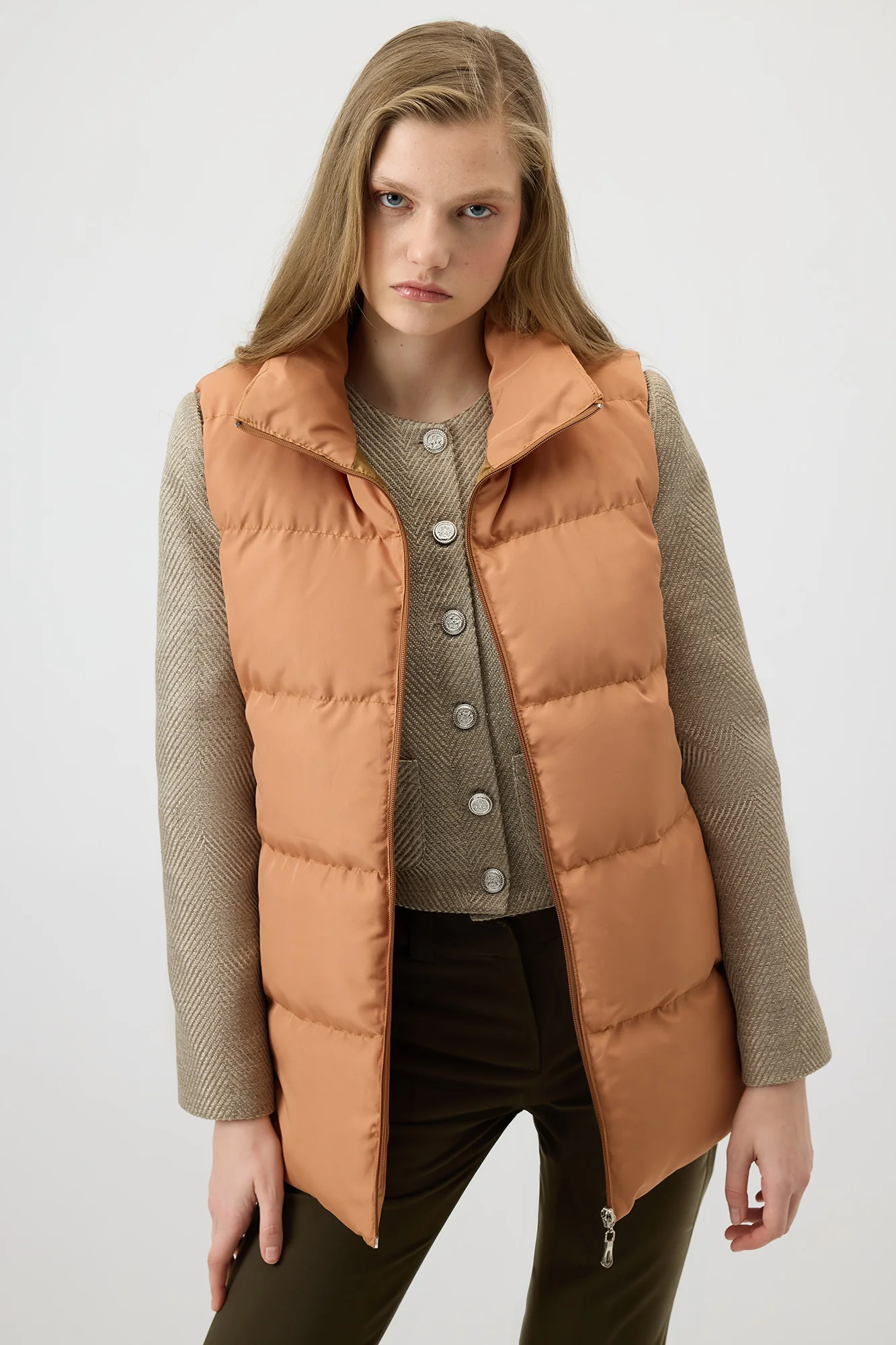 ZIPPERED PUFFY VEST