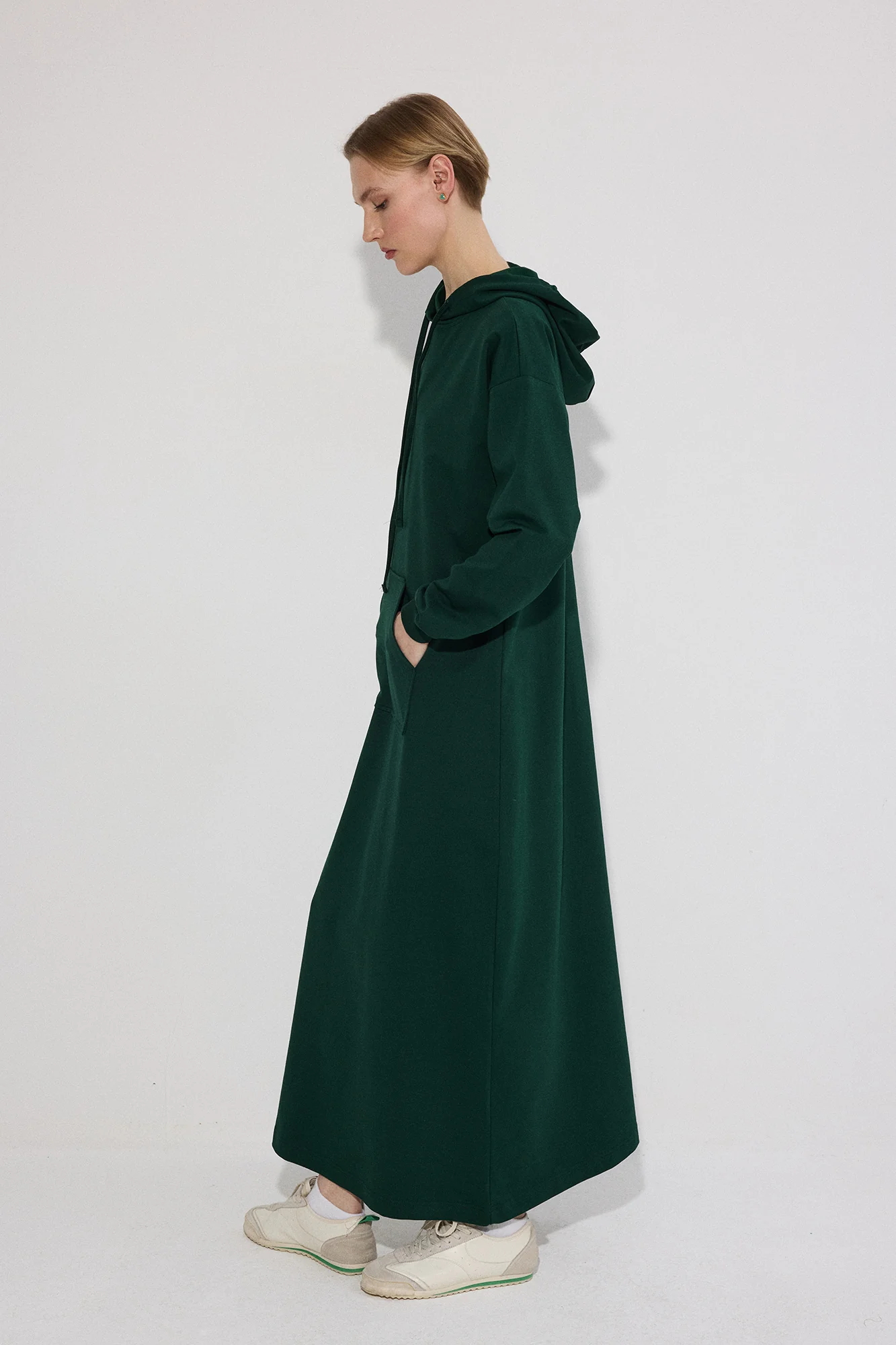 HOODED KNIT DRESS - Image 4