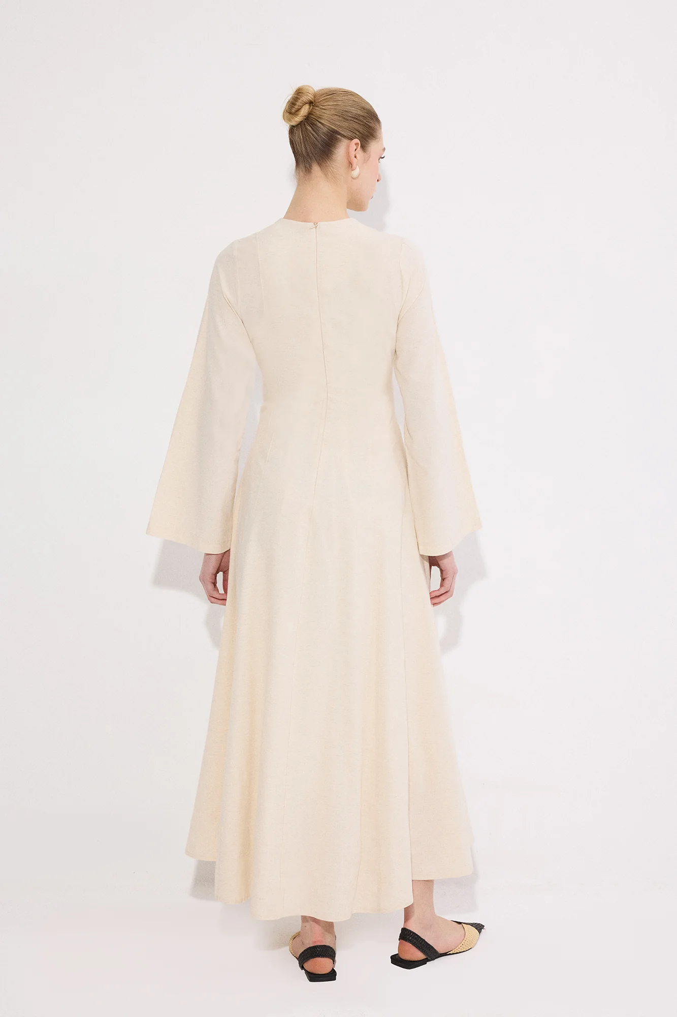NATURAL TEXTURED BELT DETAILED DRESS - Image 5