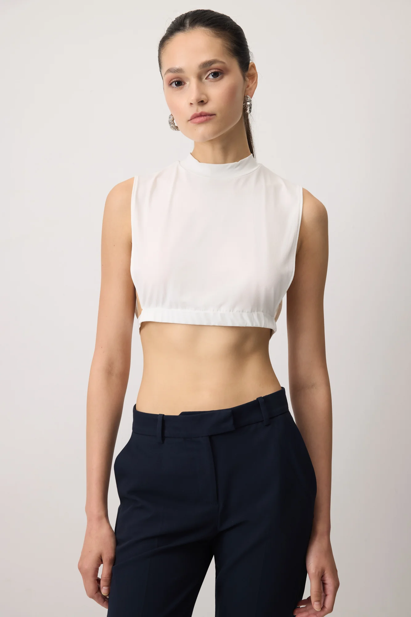 KNITTED SHORT UNDERSHIRT