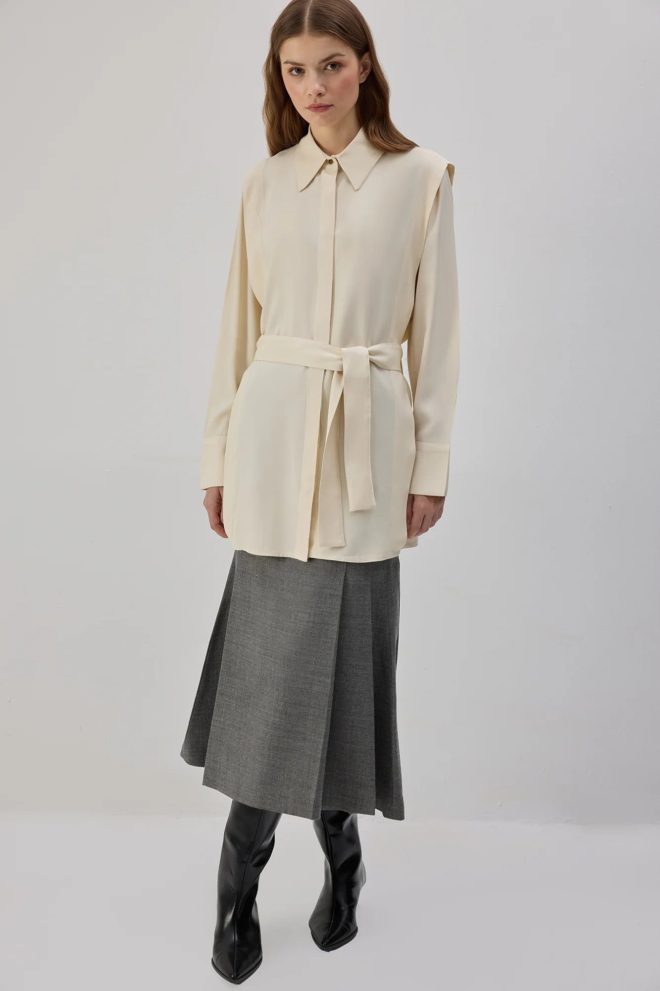 BELTED SATIN SHIRT