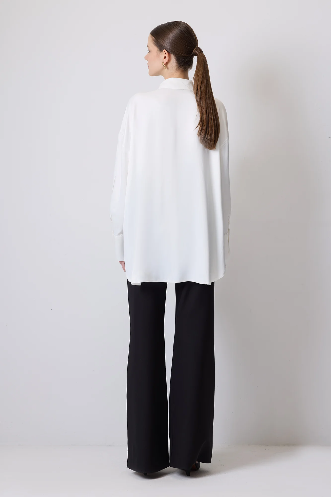 RELAX FIT SATIN SHIRT - Image 5