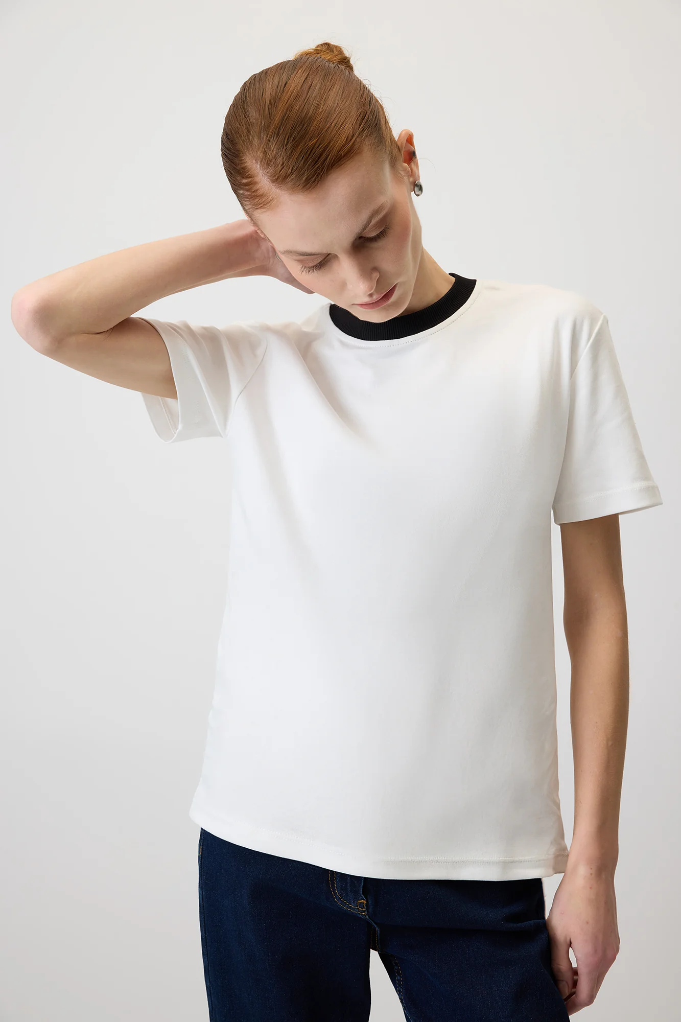 100% COTTON RIBBED COLLAR SHORT SLEEVE T-SHIRT - Image 3