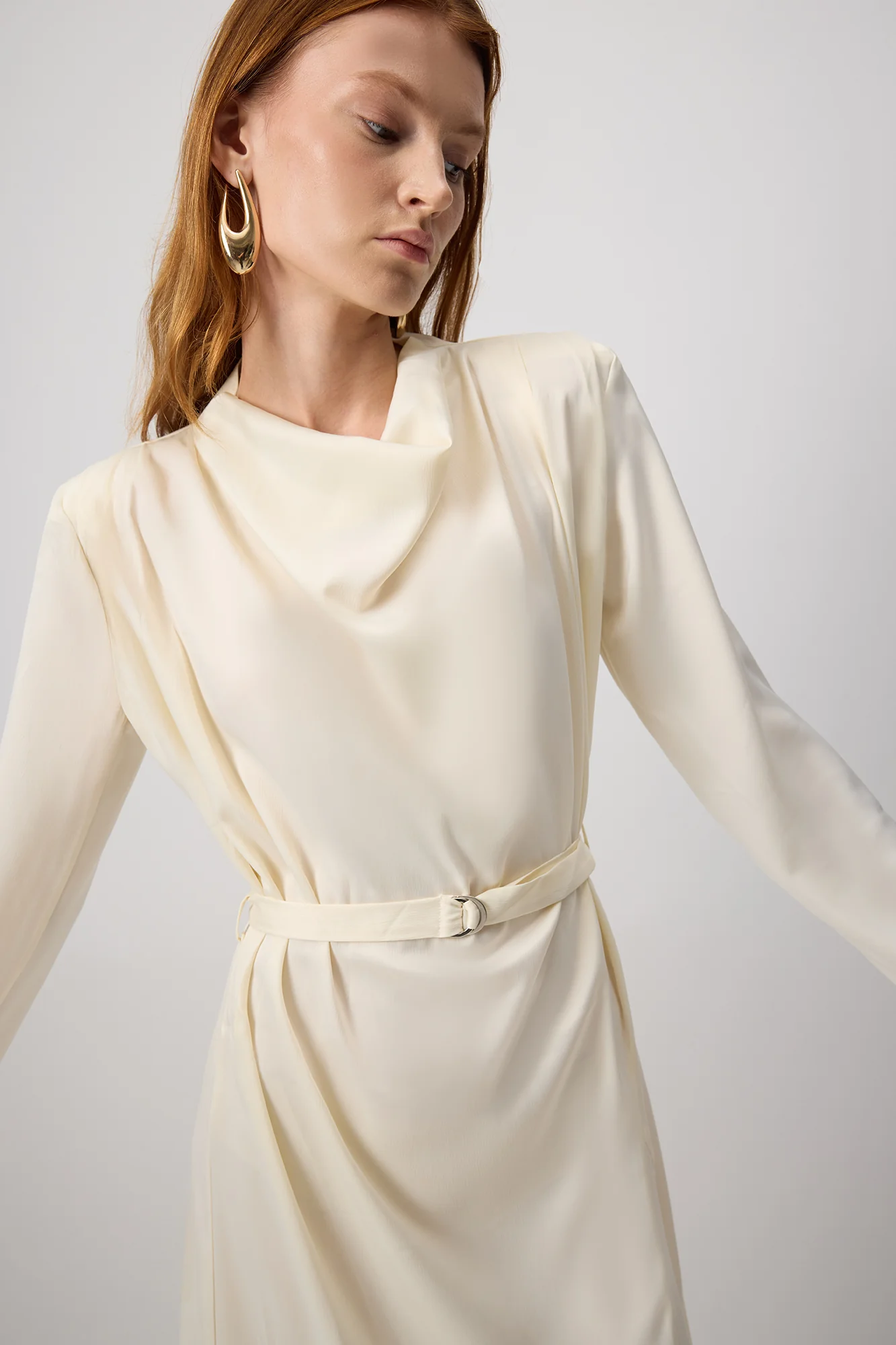 PADDED SATIN DRESS - Image 3