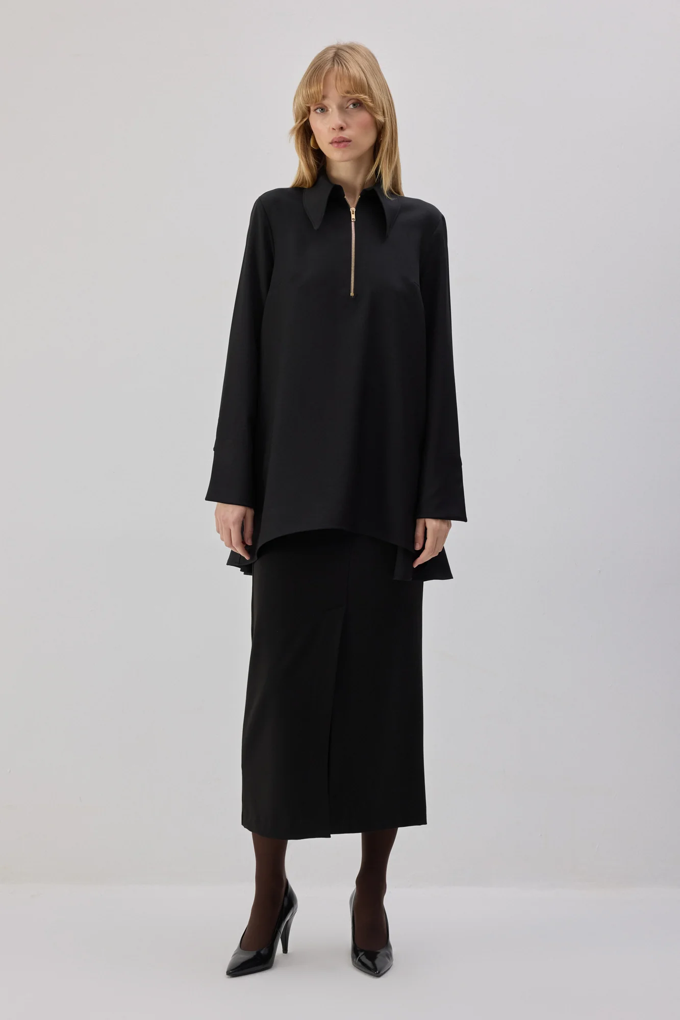 ZIPPERED TUNIC